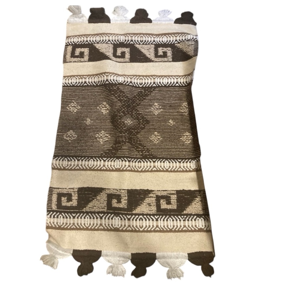 Peruvian? Brown /Cream Geometric Pattern Rug/Wall Hanging Wool  Blend pre loved